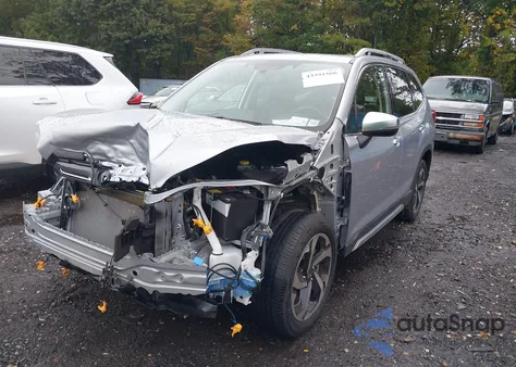 2023 Subaru Forester Touring из США, поврежденный, VIN JF2SKARC3PH512404